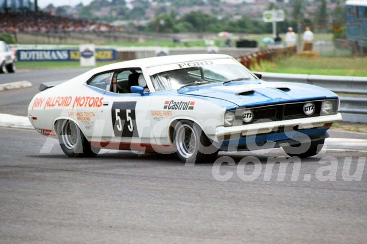 79062 - Ray Allford  Ford Falcon XC Hardtop - Sandown 1979 - Photographer Keith Midgley