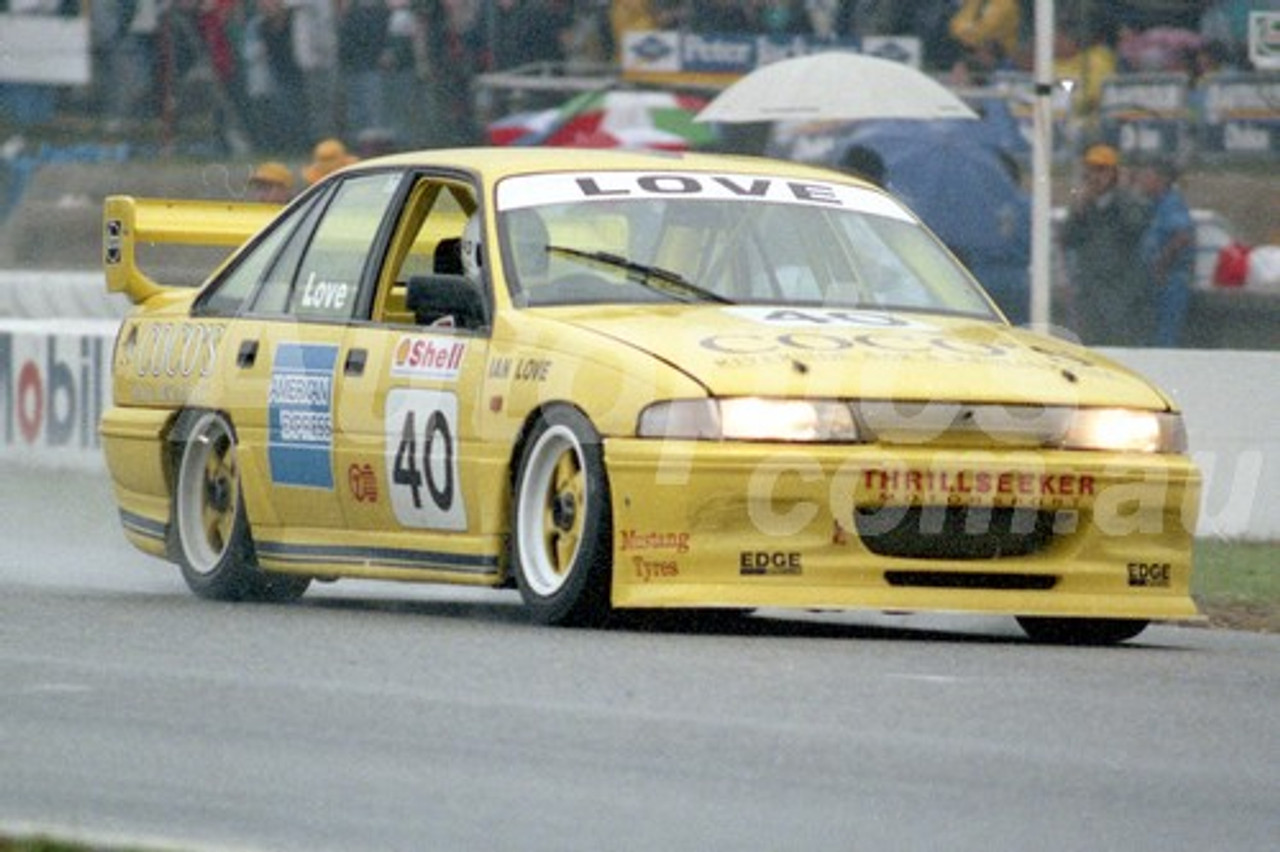 93042 - Ian Love Commodore VP -  Wanneroo 10th July 1993 - Photographer Tony Burton