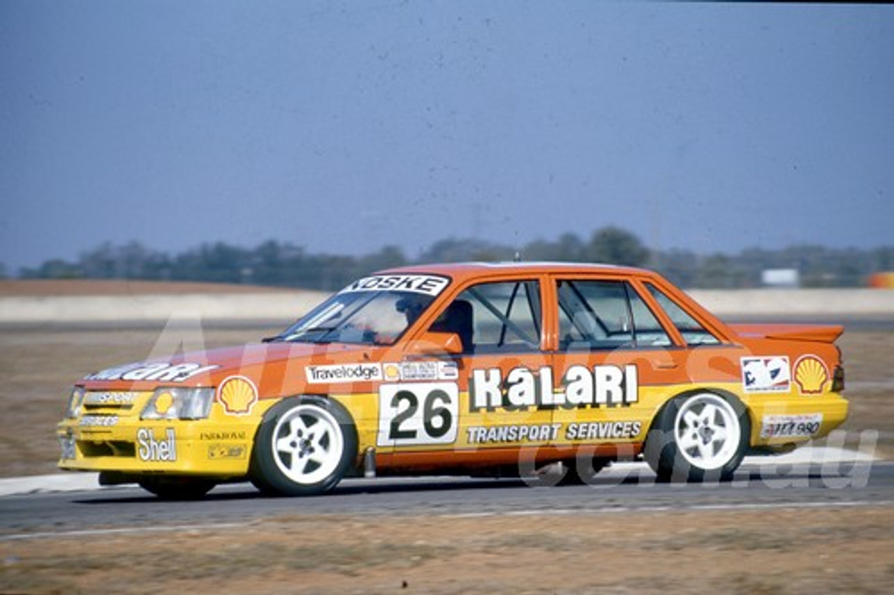 88092 - Tony Noske,  VK Commodore - Adelaide 1988 - Photographer Ray Simpson