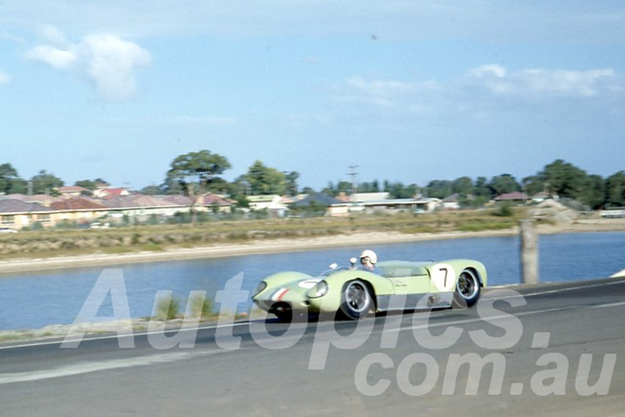 63058 - Frank Matich, Lotus 19 - Sandown 1963 - Barry Kirkpatrick Collection