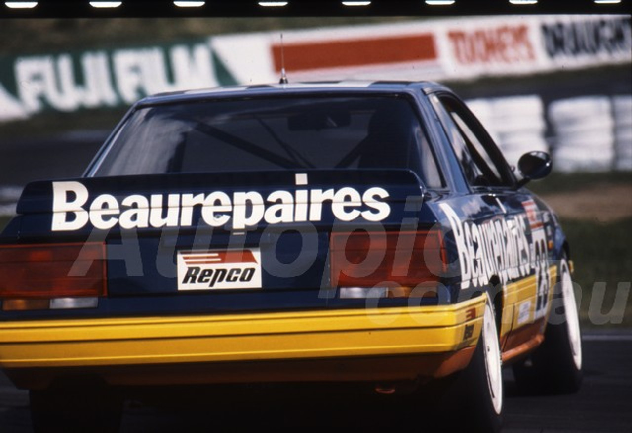 90870 - CHRIS LAMBDEN / GREG CRICK, NISSAN SKYLINE HR31 - Tooheys 1000 Bathurst 1990 - Photographer Ray Simpson