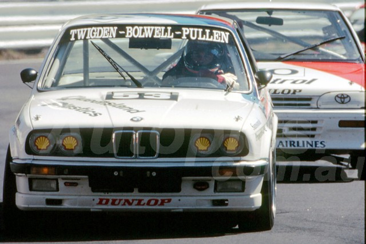 90884 - BRIAN BOLWELL / DAVID PULLEN / MIKE TWIGDEN, BMW 323i - Tooheys 1000 Bathurst 1990 - Photographer Ray Simpson