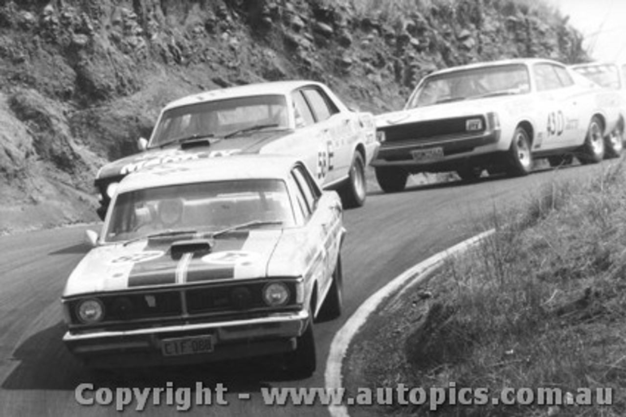 71748  -  Des West Ford Falcon GTHO Phase 3 / B. Morris GTHO Phase 3 / L. Geoghegan Valiant Charger - Bathurst  1971