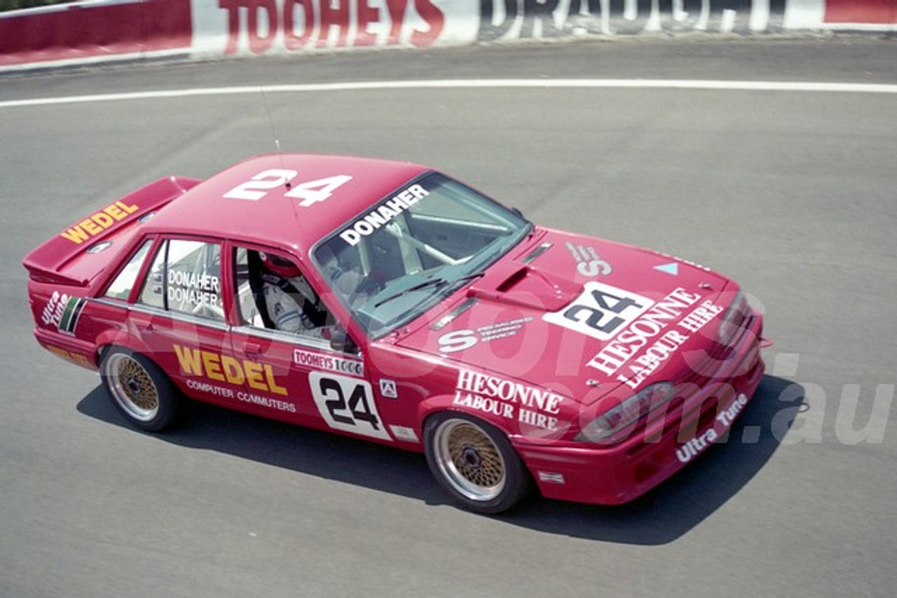 91864 - LAURIE DONAHER / MICHAEL DONAHER, COMMODORE VL - 1991 Bathurst Tooheys 1000 - Photographer Ray Simpson