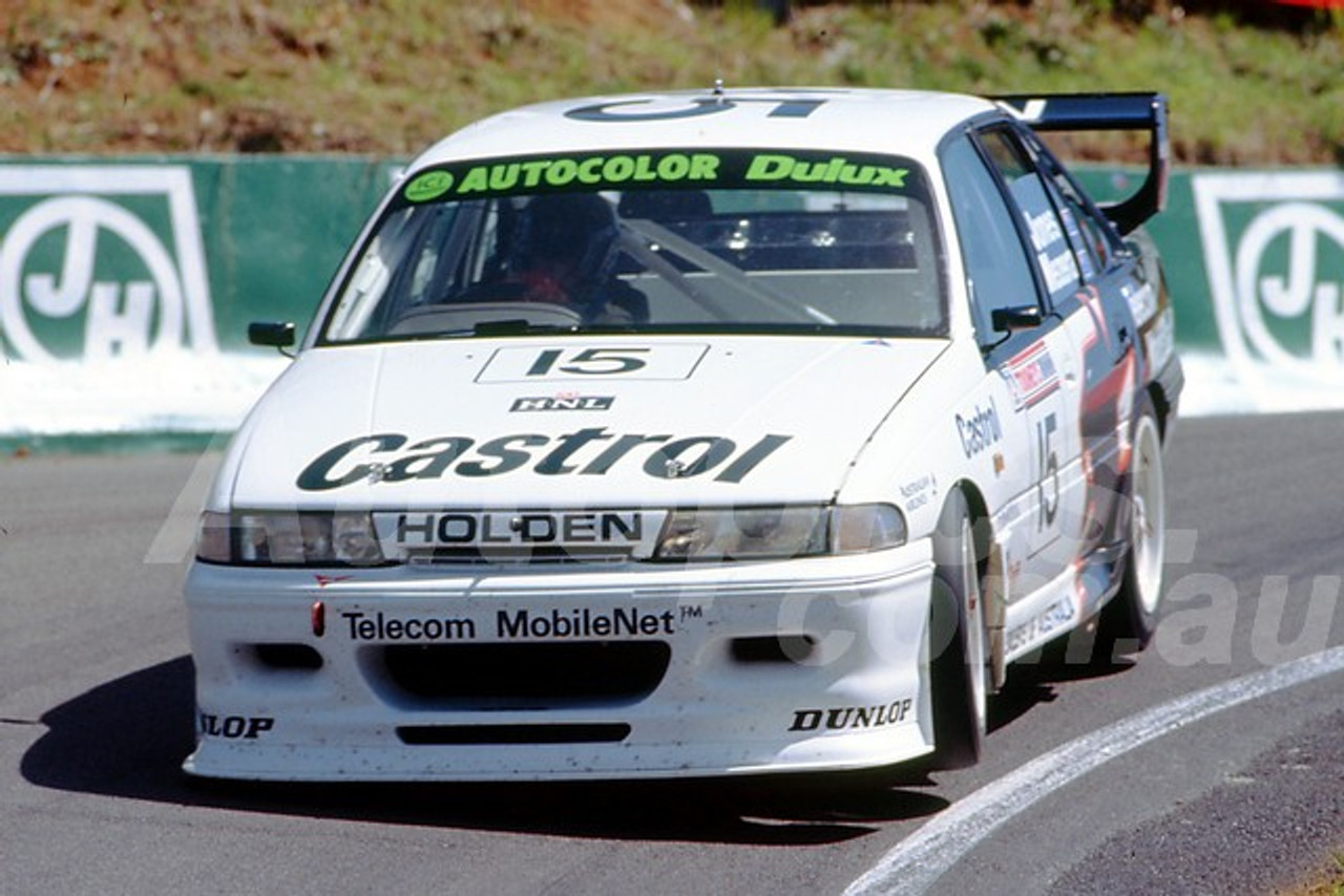 92788 -  TOMAS MEZERA / BRAD JONES, COMMODORE VL - 1992 Bathurst Tooheys 1000 - Photographer Lance J Ruting