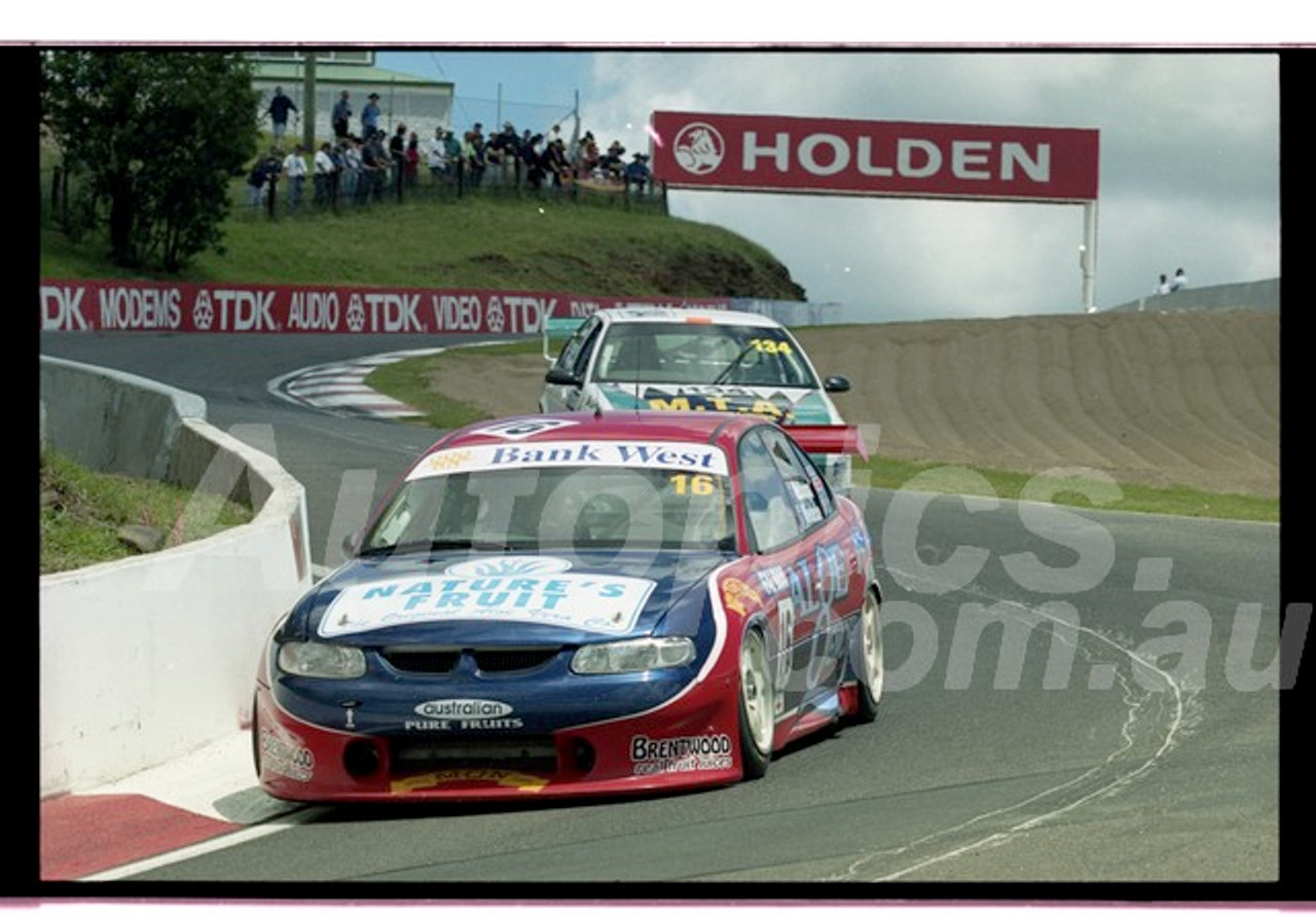 Bathurst FIA 1000 15th November 1999 - Photographer Marshall Cass - Code 99-MC-B99-035