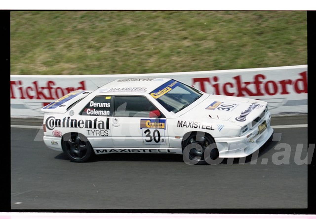 Bathurst FIA 1000 15th November 1999 - Photographer Marshall Cass - Code 99-MC-B99-051