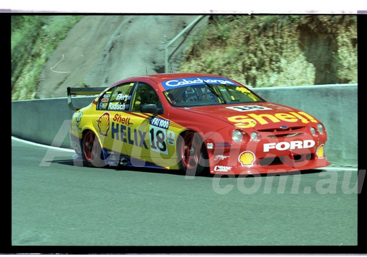 Bathurst FIA 1000 15th November 1999 - Photographer Marshall Cass - Code 99-MC-B99-111