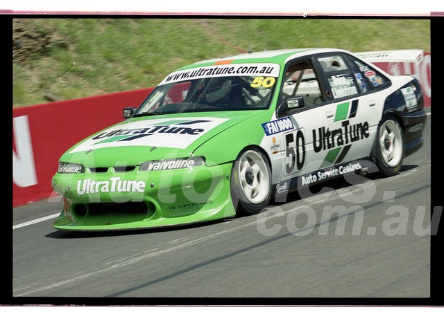 Bathurst FIA 1000 15th November 1999 - Photographer Marshall Cass - Code 99-MC-B99-272