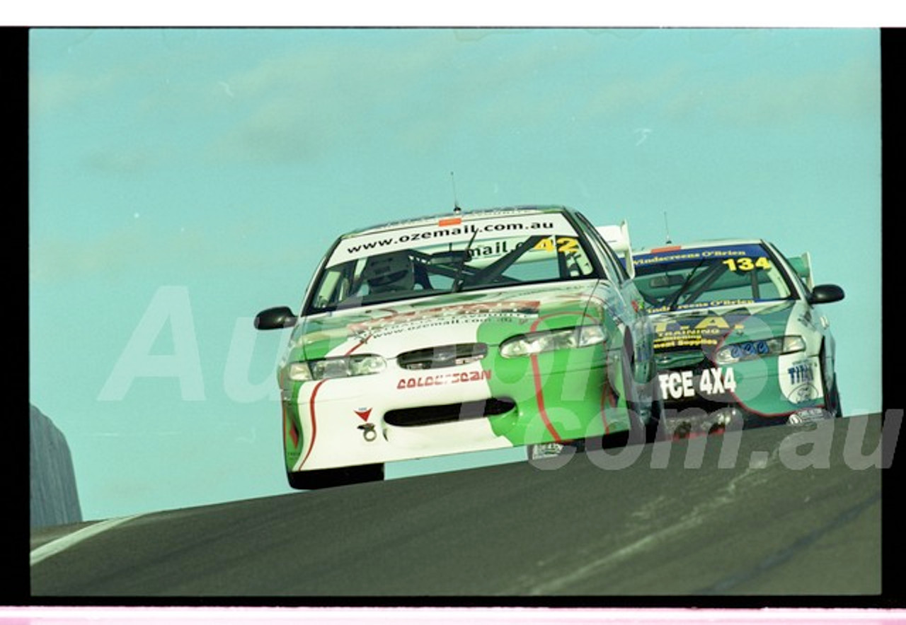 Bathurst FIA 1000 15th November 1999 - Photographer Marshall Cass - Code 99-MC-B99-1004