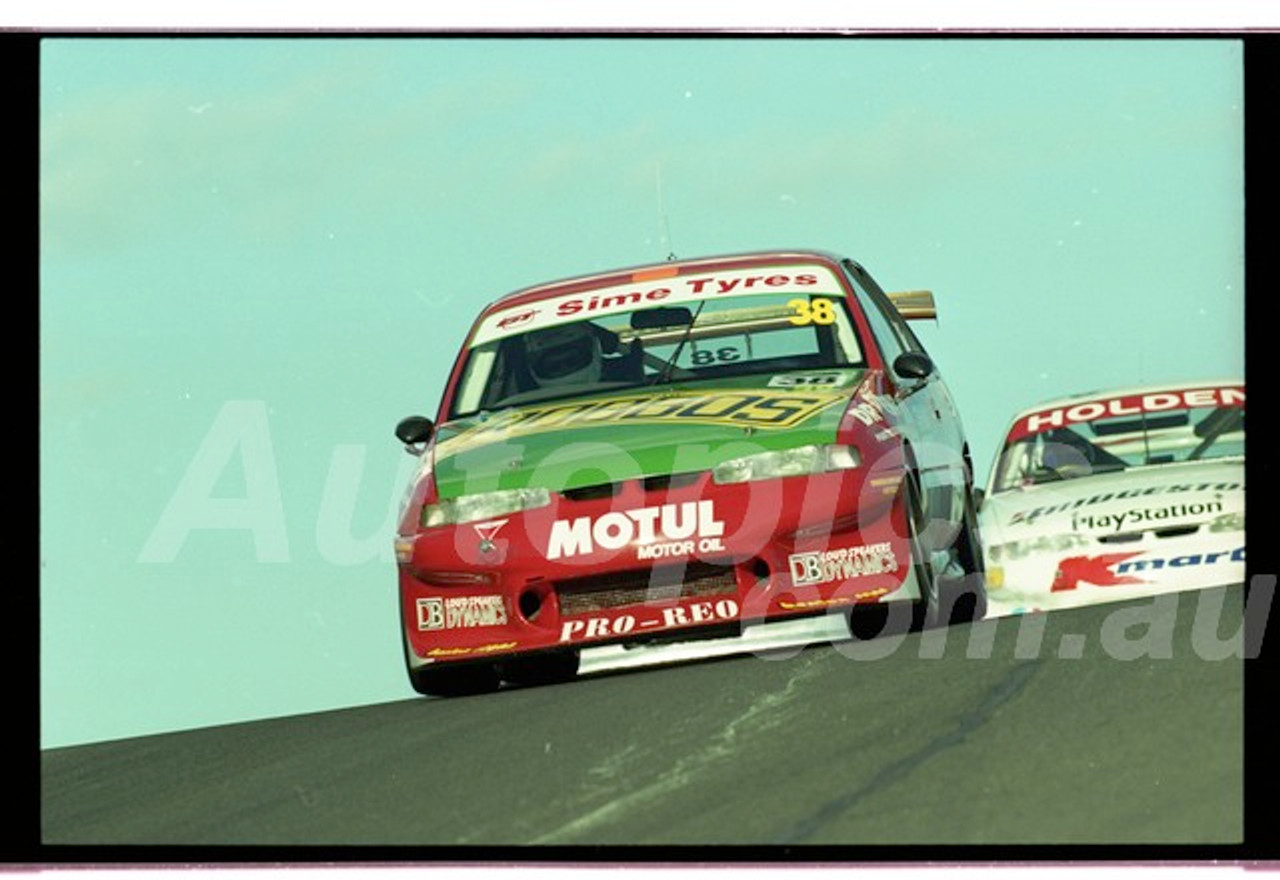 Bathurst FIA 1000 15th November 1999 - Photographer Marshall Cass - Code 99-MC-B99-1009