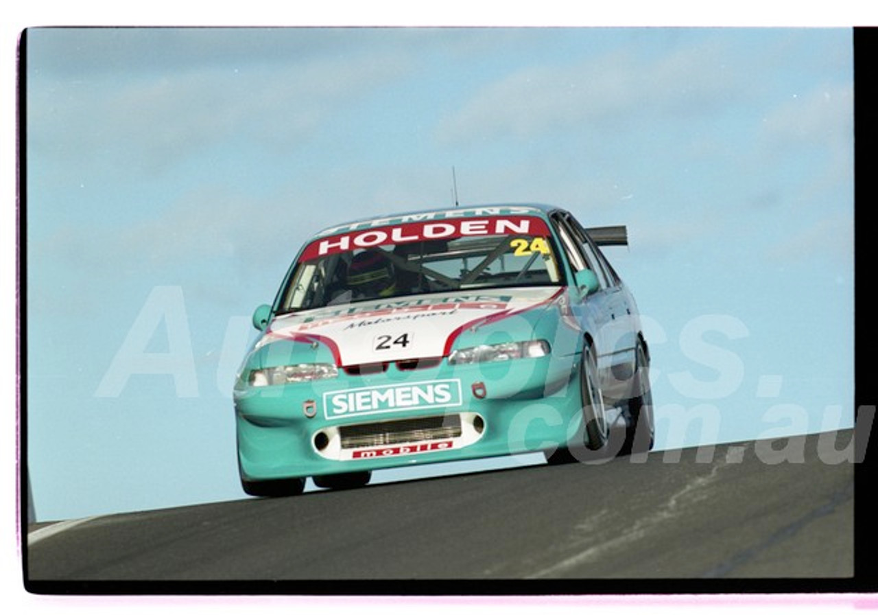 Bathurst FIA 1000 15th November 1999 - Photographer Marshall Cass - Code 99-MC-B99-1019
