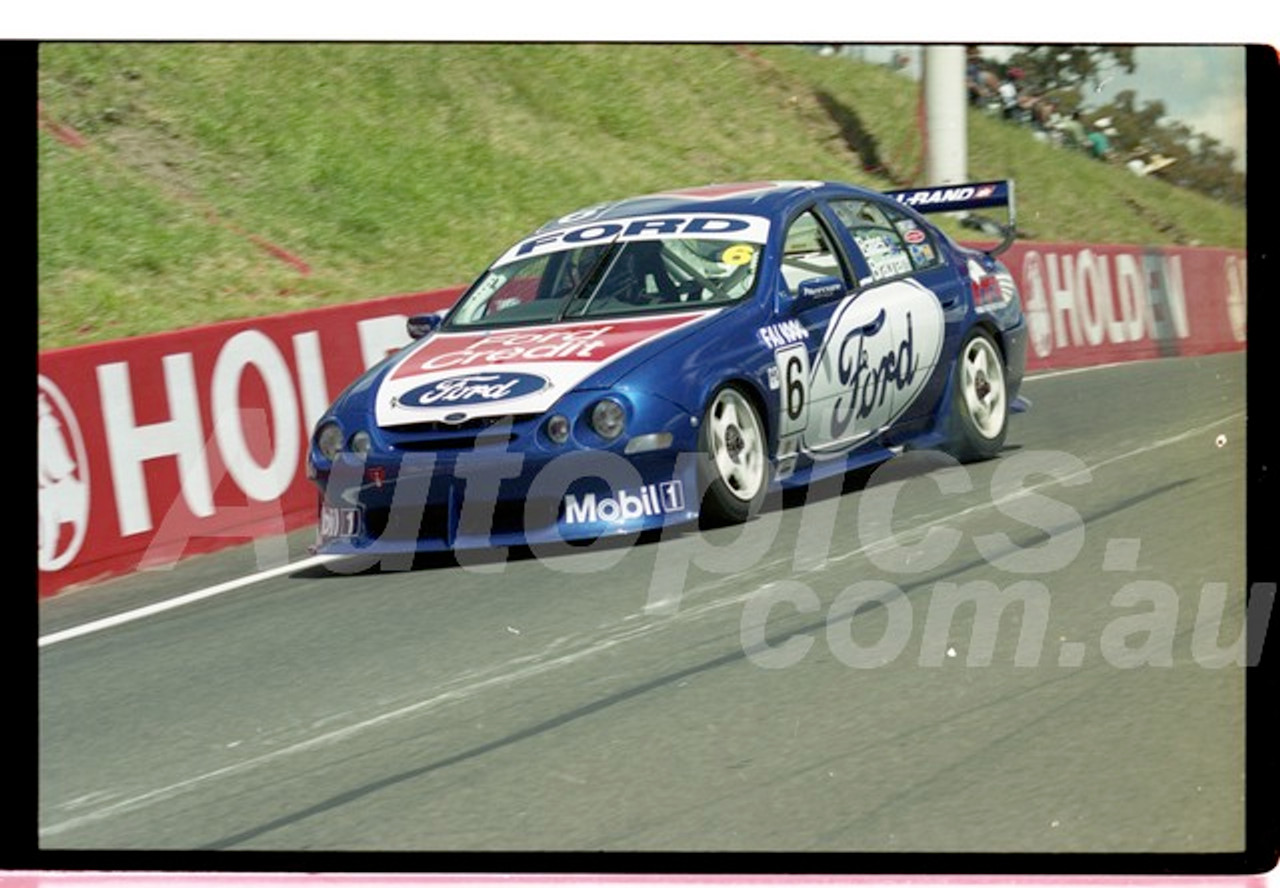 Bathurst FIA 1000 15th November 1999 - Photographer Marshall Cass - Code 99-MC-B99-1066