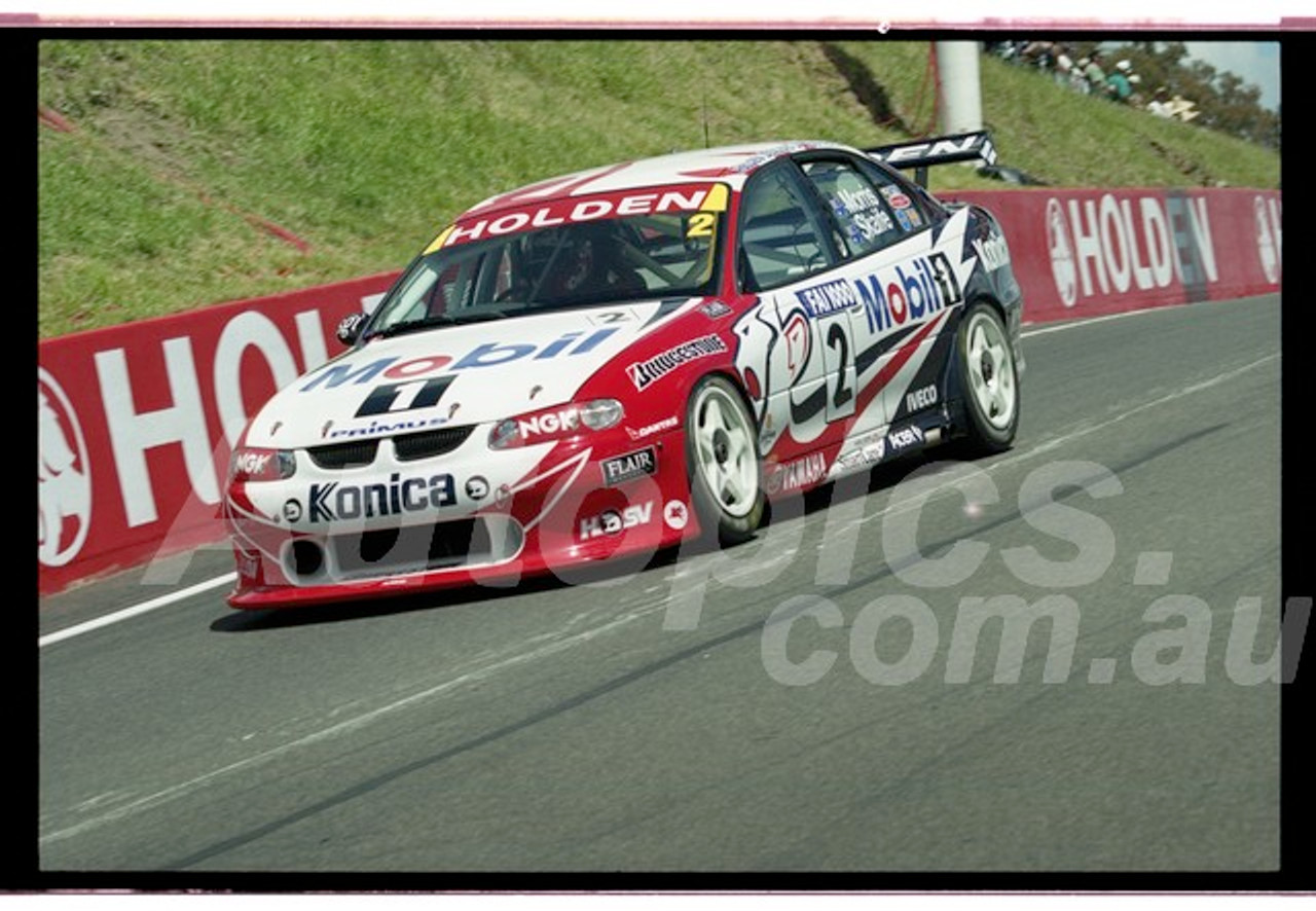 Bathurst FIA 1000 15th November 1999 - Photographer Marshall Cass - Code 99-MC-B99-1077