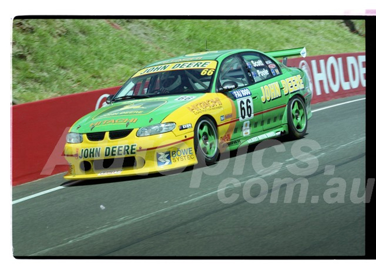 Bathurst FIA 1000 15th November 1999 - Photographer Marshall Cass - Code 99-MC-B99-1079