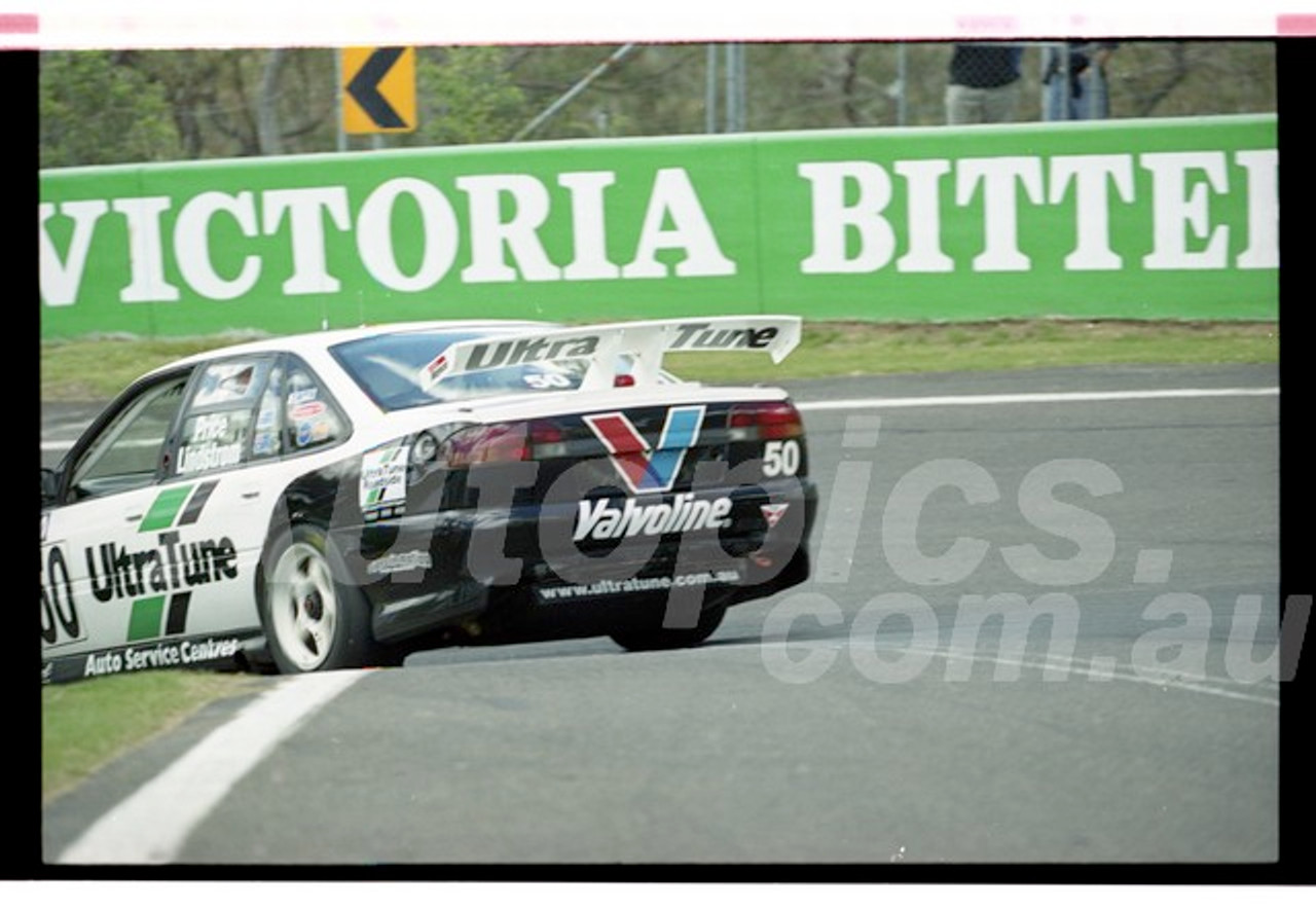 Bathurst FIA 1000 15th November 1999 - Photographer Marshall Cass - Code 99-MC-B99-1173