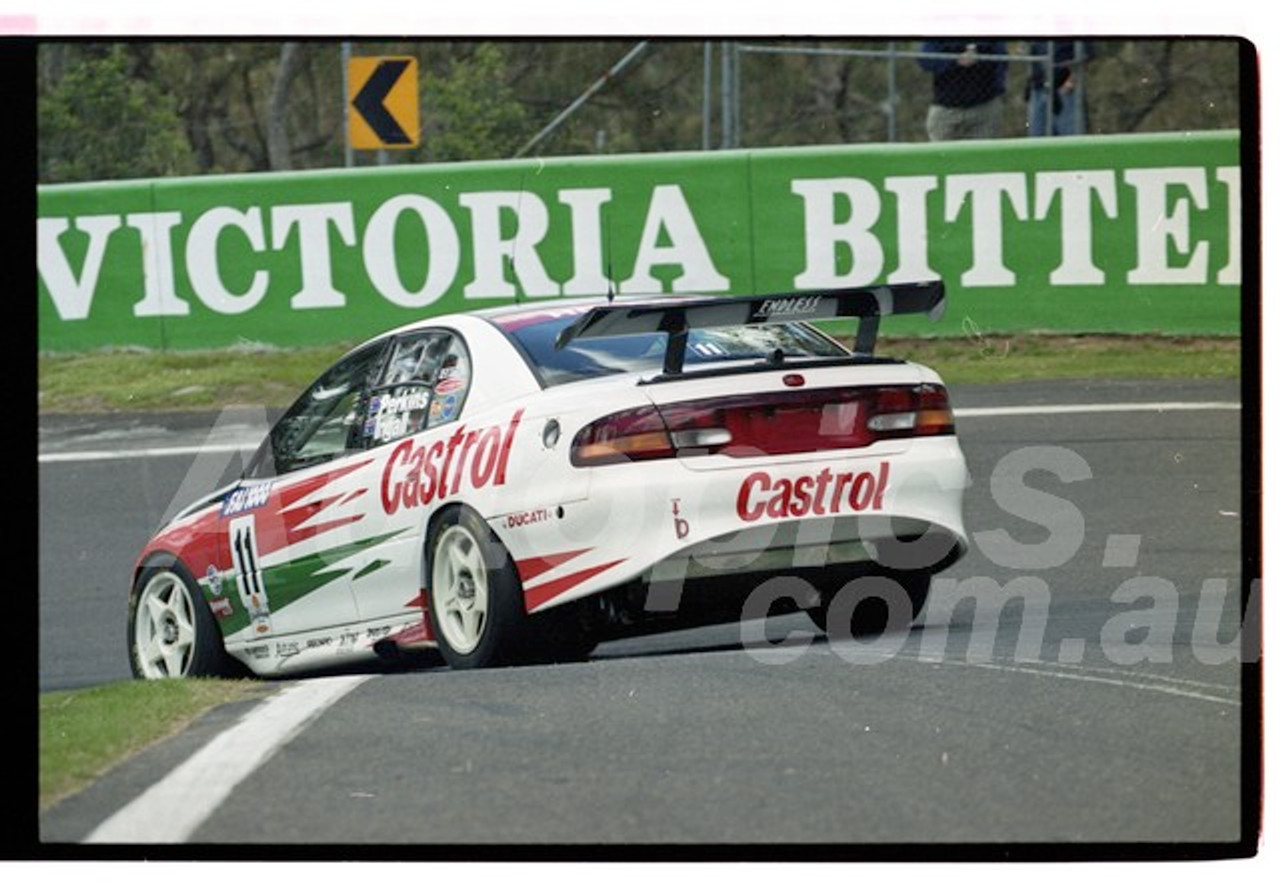 Bathurst FIA 1000 15th November 1999 - Photographer Marshall Cass - Code 99-MC-B99-1174