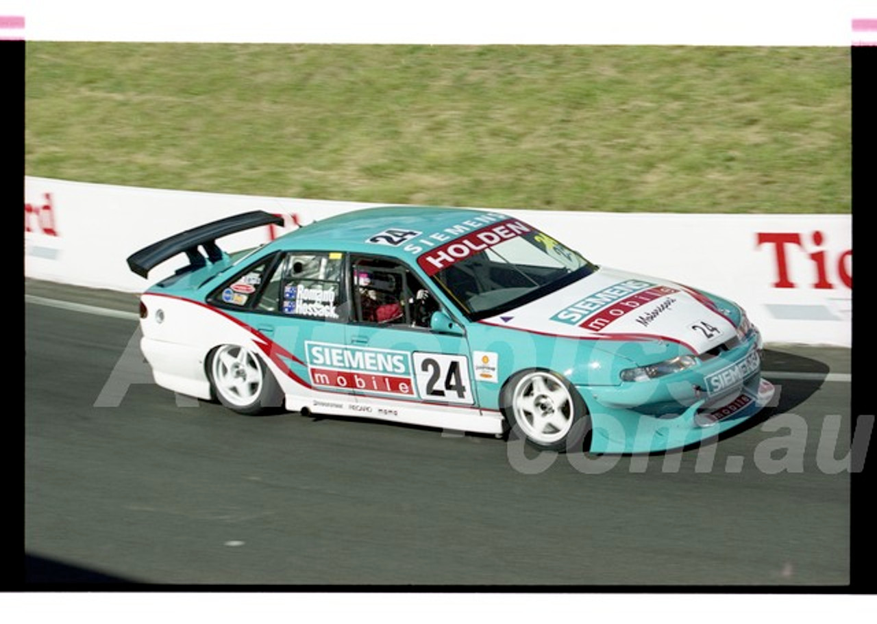 Bathurst FIA 1000 15th November 1999 - Photographer Marshall Cass - Code 99-MC-B99-1291