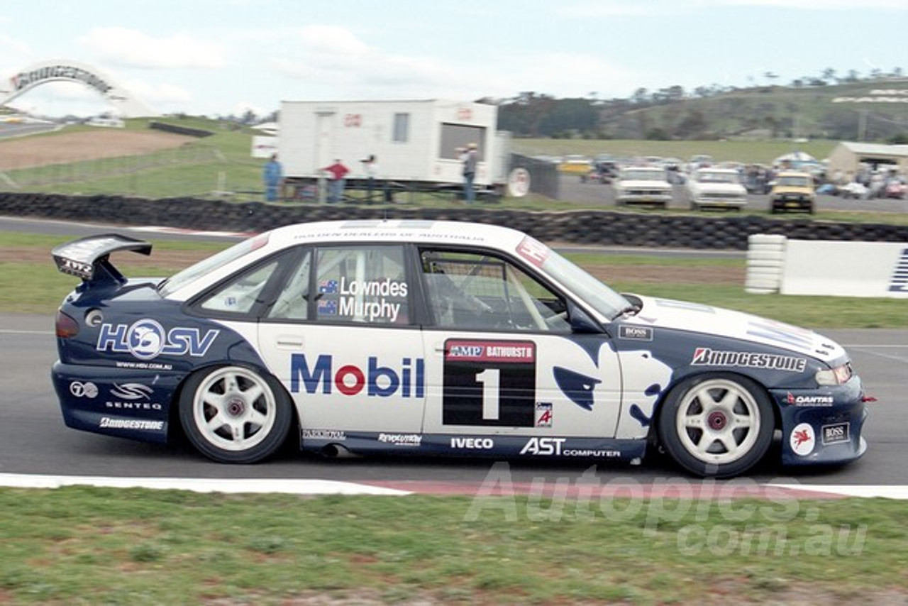 96748 - Craig Lowndes / Greg Murphy, Commodore VR - AMP Bathurst 1000  1996 - Photographer Marshall Cass