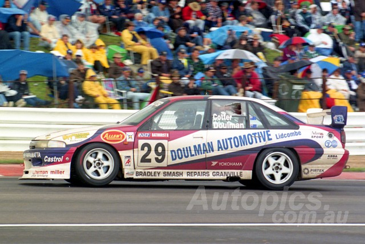 96788 - PETER DOULMAN / JOHN CODER - Commodore VP - AMP Bathurst 1000 1996 - Photographer Marshall Cass