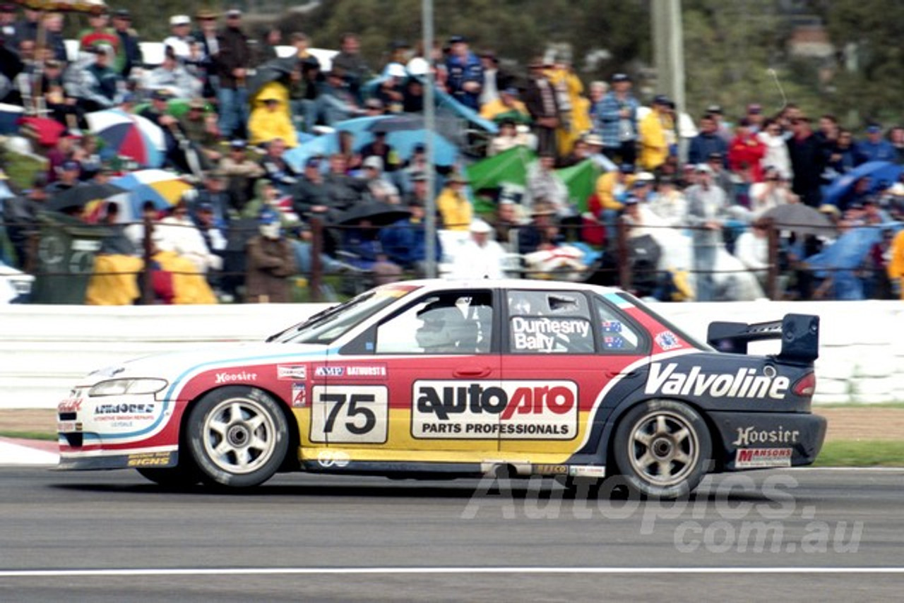 96833 - MAX DUMESNY / KERRY BAILY - Falcon EF - AMP Bathurst 1000 1996 - Photographer Marshall Cass