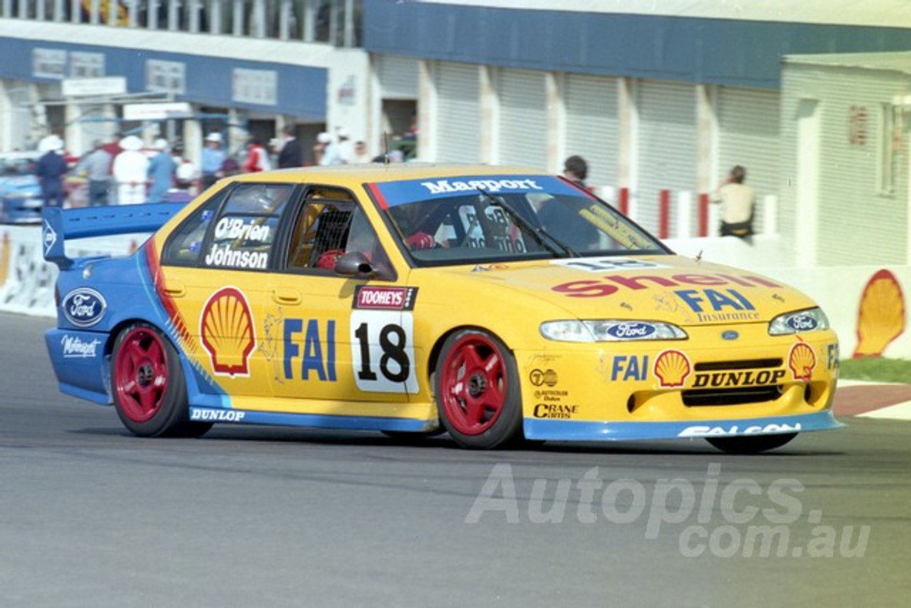 95776 - CHARLIE O'BRIEN / STEVEN JOHNSON -  FALCON EF -  Tooheys 1000 - Bathurst 1995 - Photographer Marshall Cass