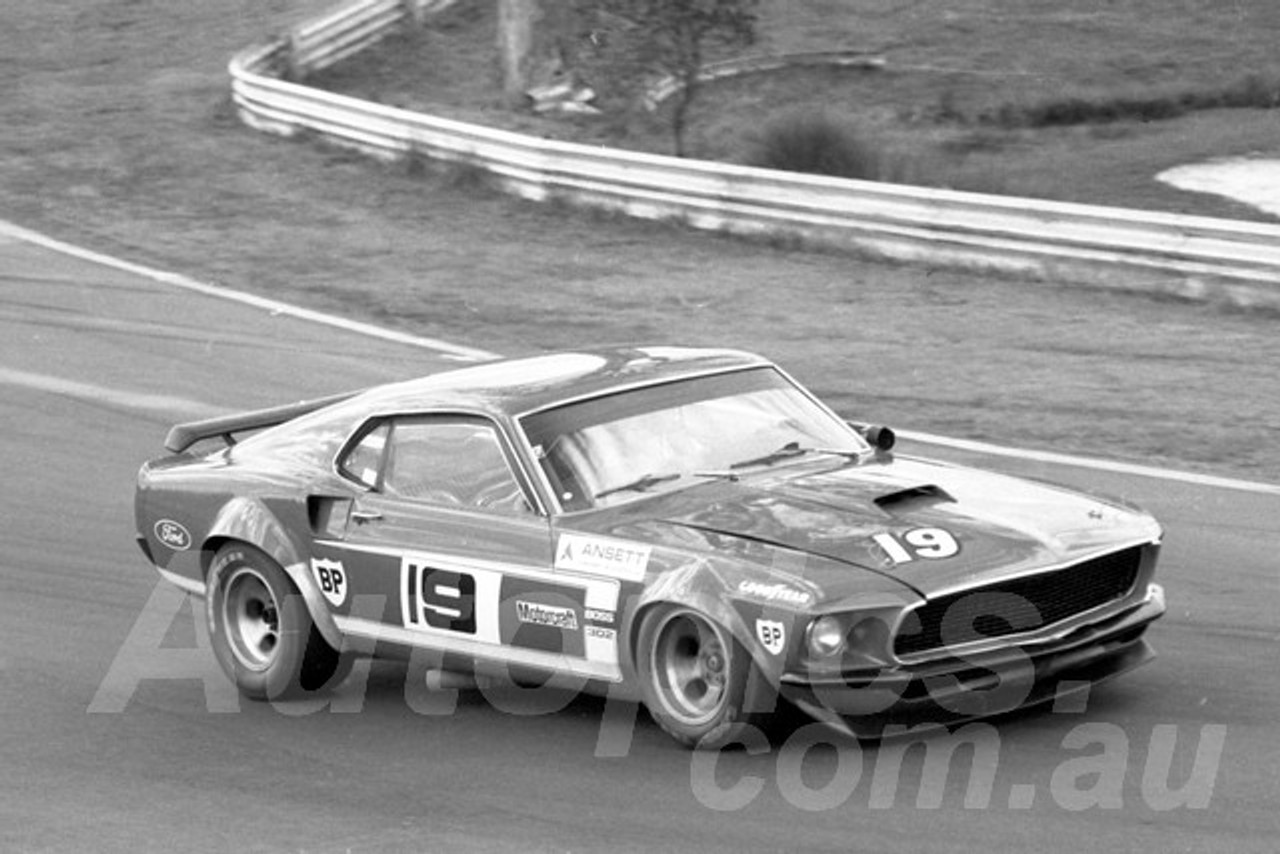 73253 - Allan Moffat Mustang Oran Park 24th June 1973