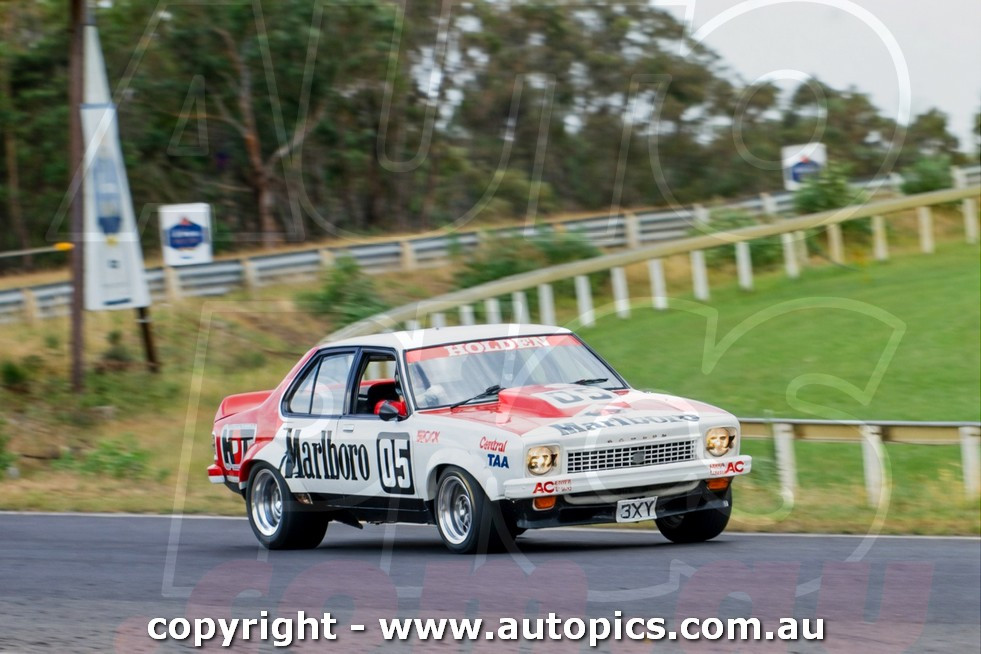 78162 - Peter Brock, Torana A9X - Sandown International Motor Raceway, Victoria, February 1978