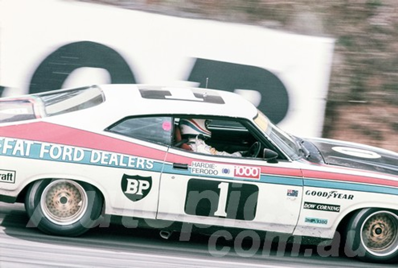 77856 - Allan Moffat & Jacky Ickx, Ford Falcon XC GS - Hardie Ferodo 1000, Bathurst 1977 - Photographer Wayne Franks