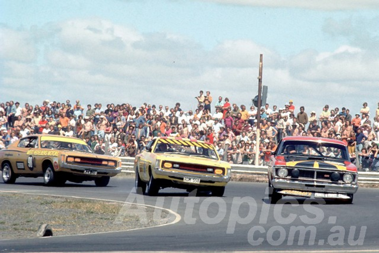 71388 - Dennis O'Brien Falcon & Norm Beechey Charger - Calder 1971 - Photographer Peter D'Abbs