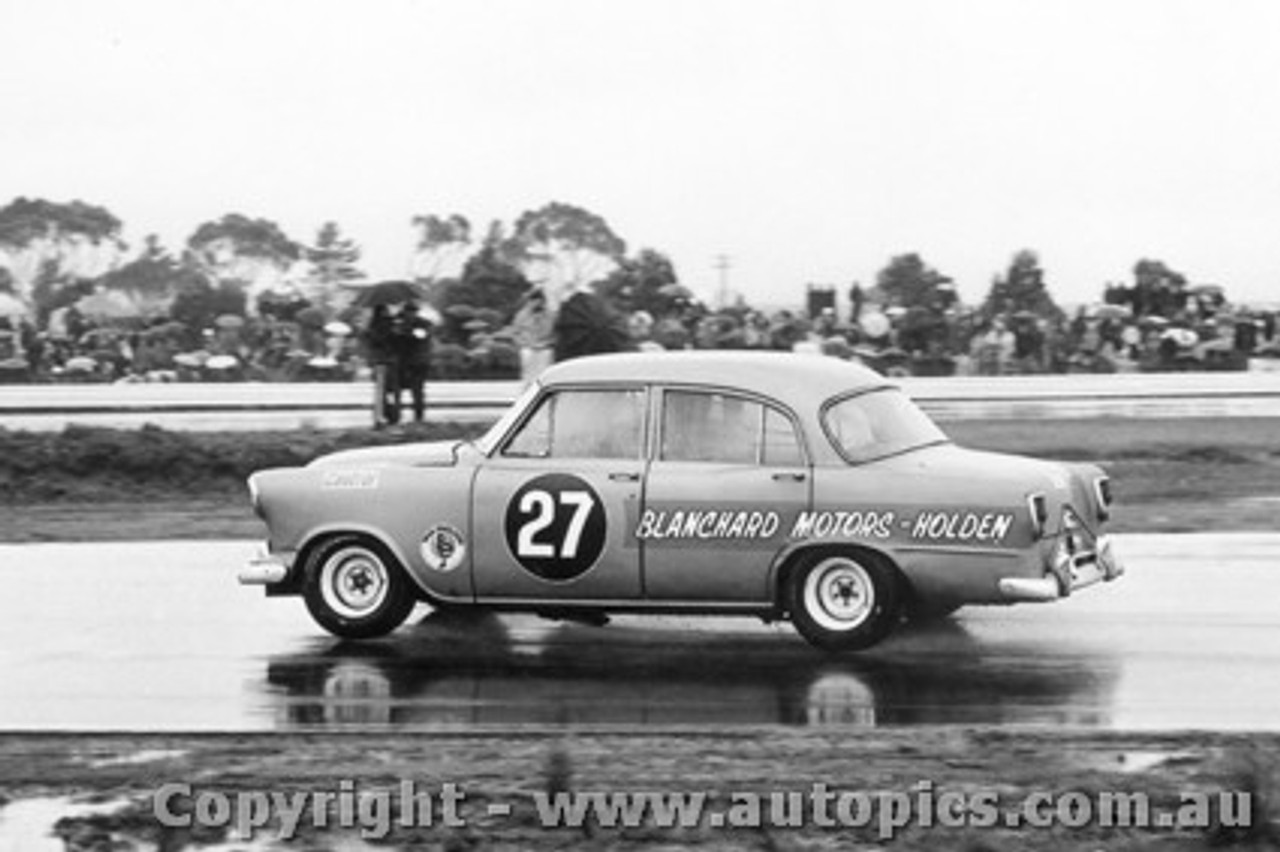 70115 - G. Blanchard - Holden FE - Sandown 1970