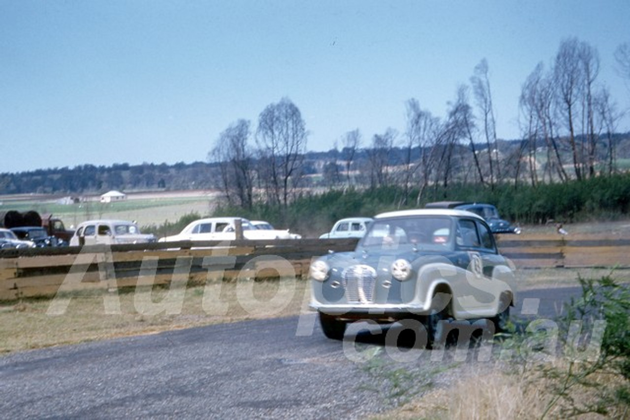 59014 - Frank Dent, Austin  - 1959 Silverdale Hill Climb