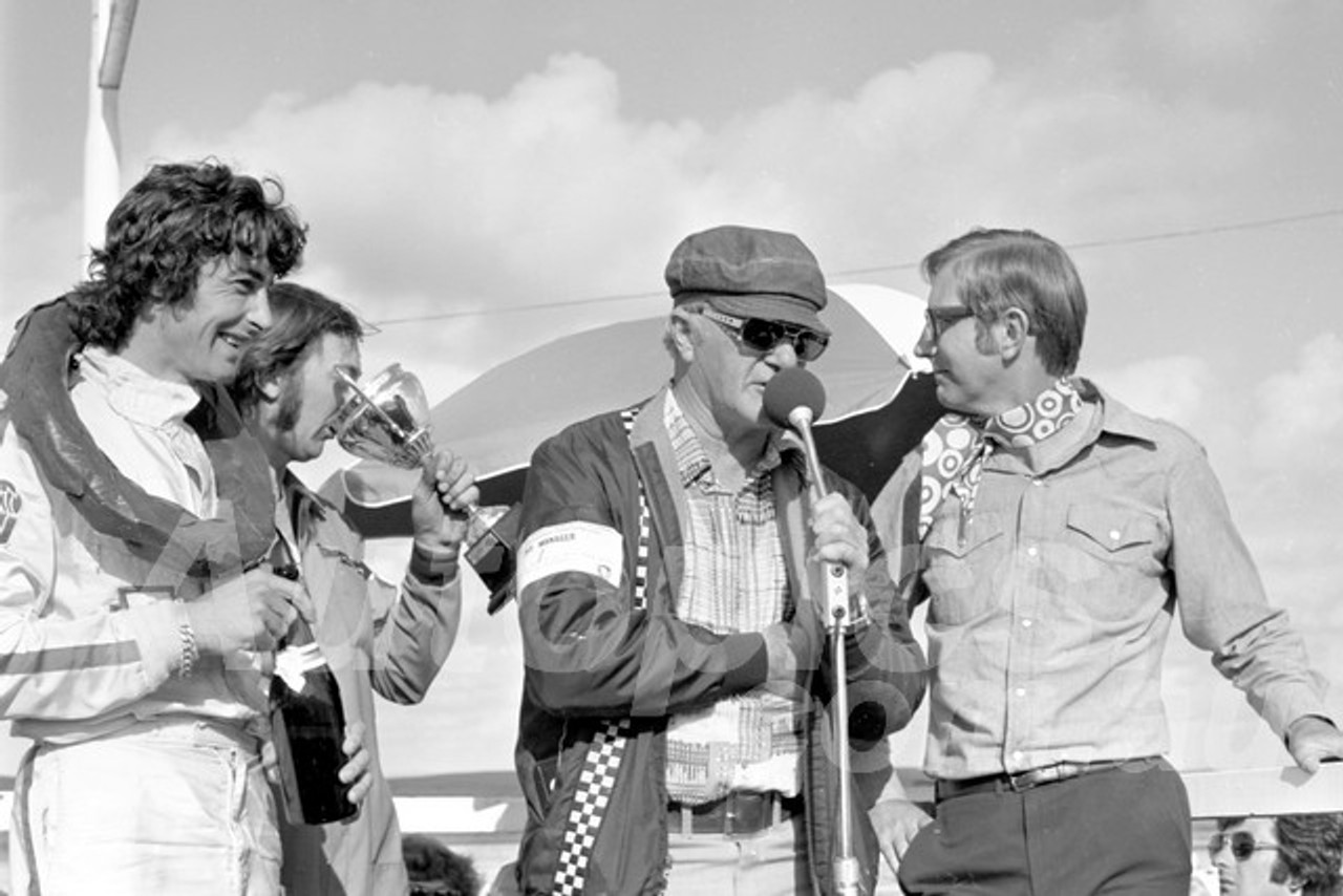 73280 - Peter Brock, Harry Firth & Ian Tate - Phillip Island 1973 - Photographer Peter D'Abbs