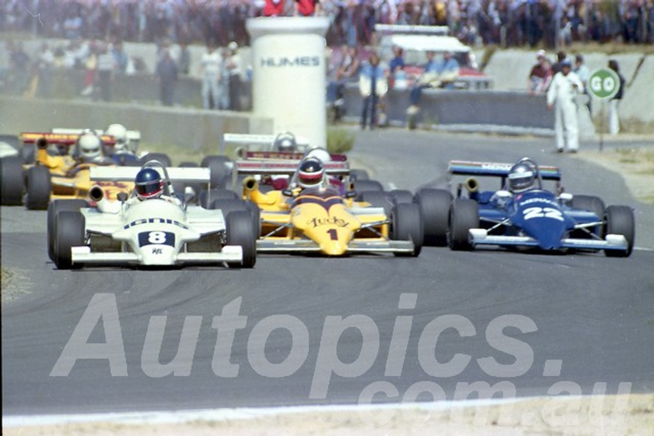 85089 - Graham Watson, John Bowe & Peter Hopwood, Ralt - Wanneroo March 1985 - Photographer Tony Burton