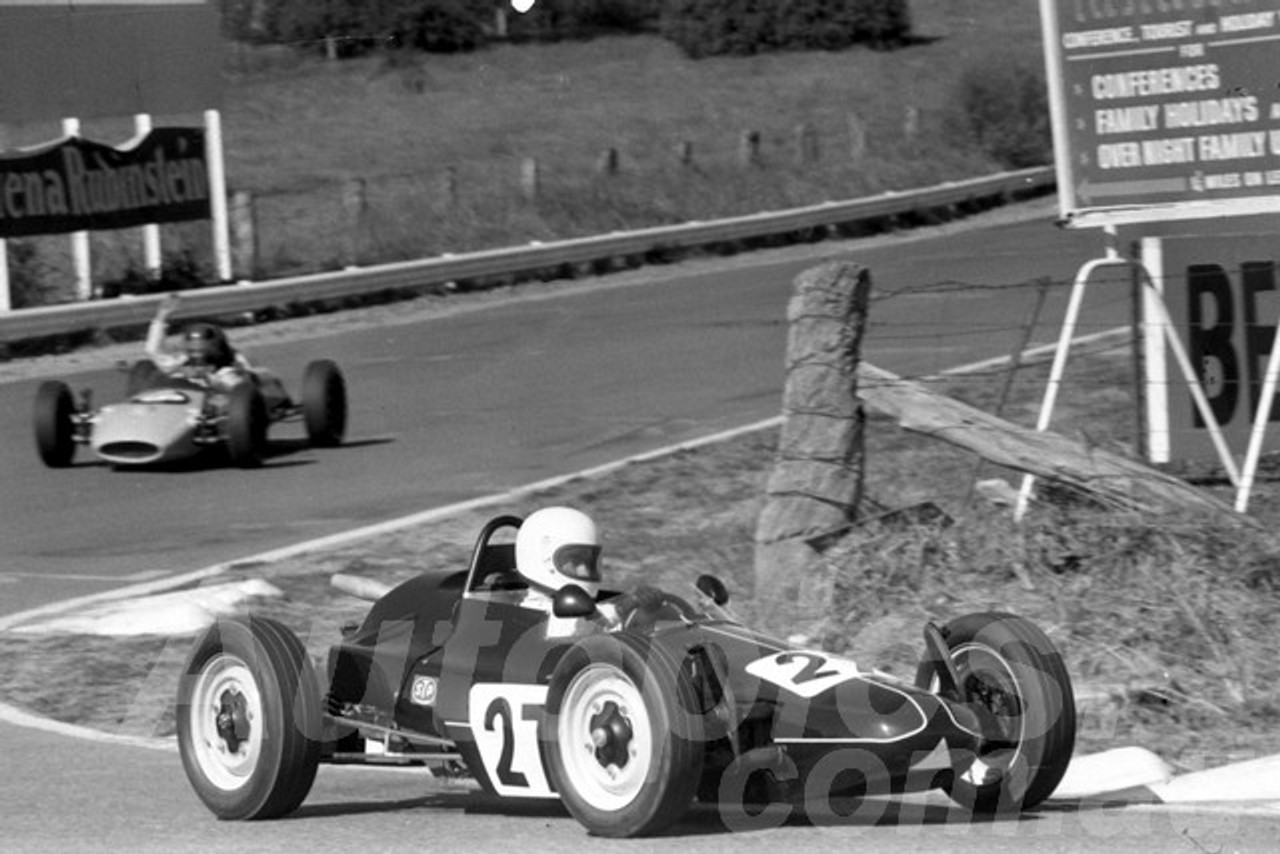 73296 -  Peter Williamson, Nota Avanti  - Bathurst Easter 1973 - Photographer Lance Ruting