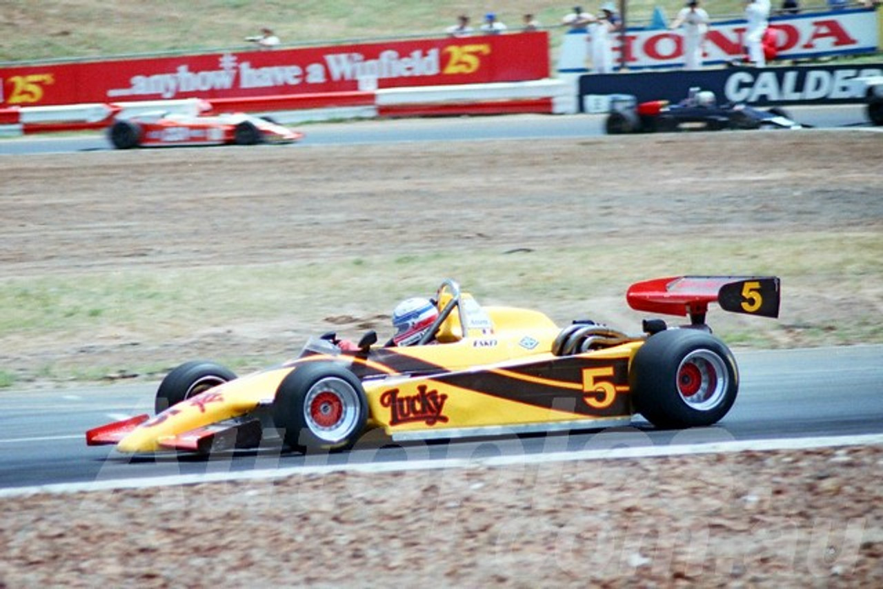 84540 - François Hesnault -  Ralt  RT4 - AGP Calder 1984 - Photographer Peter D'Abbs