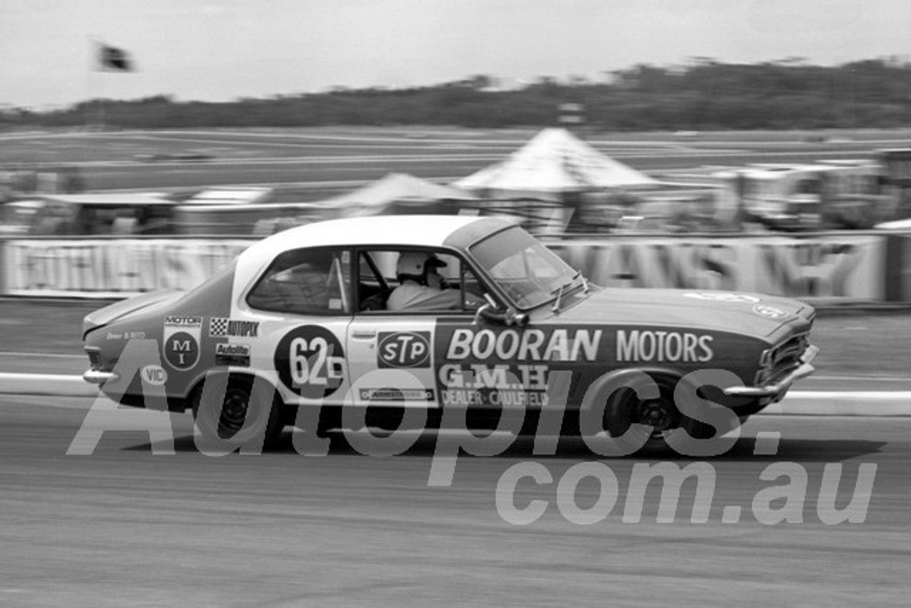 71580 - Brian Reed, Torana XU1 - Sandown 21st February 1971 - Photographer Peter D'Abbs