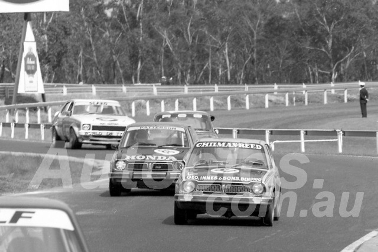 77174 - Ian Chilman & Brian Reed, Honda Civic & Max Paterson, Honda RS  - Sandown - 11th September 1977 - Photographer Peter D'Abbs