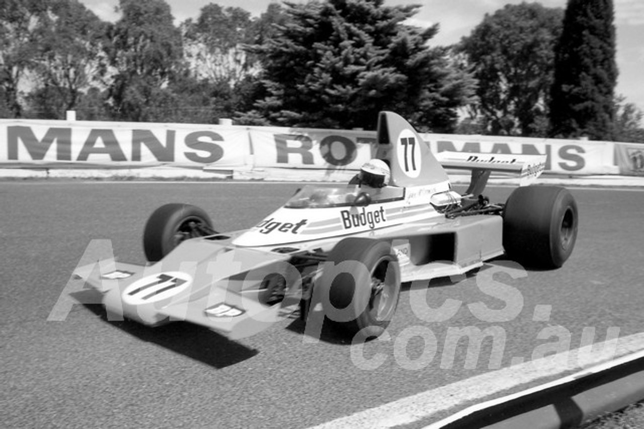 77208 - John McCormack, McLaren M23 - Sandown - 20th February 1977 - Photographer Peter D'Abbs