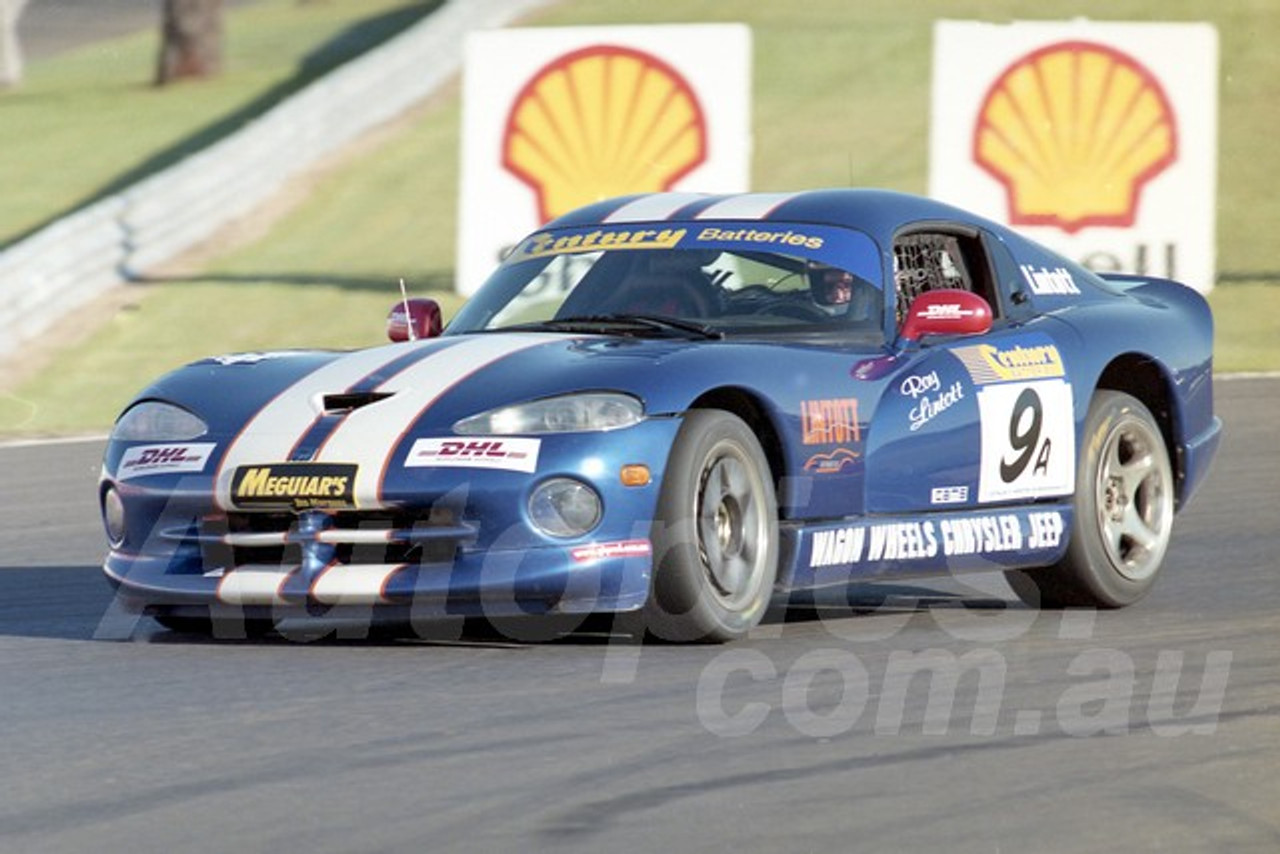 99026 - Ray Lintott, Dodge Viper - Sandown 27th June 1999 - Photographer Marshall Cass