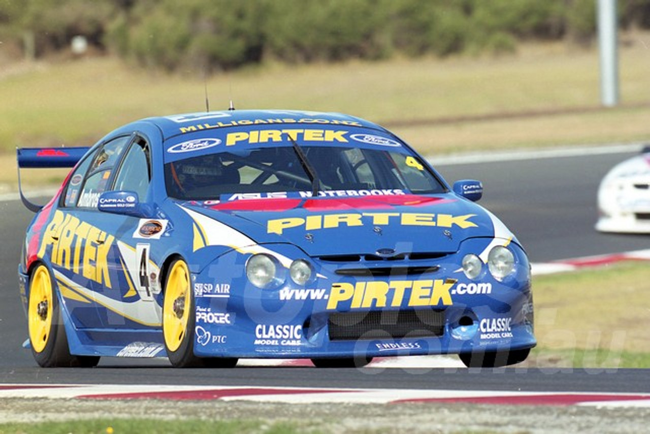 202739 - Marcos Ambrose, Falcon AU - Phillip Island 2002 - Photographer Marshall Cass