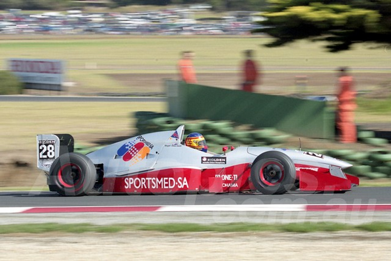 202770 - Roger Oakeshott, Reynard 97D - Formula Holden - Phillip Island 2002 - Photographer Marshall Cass