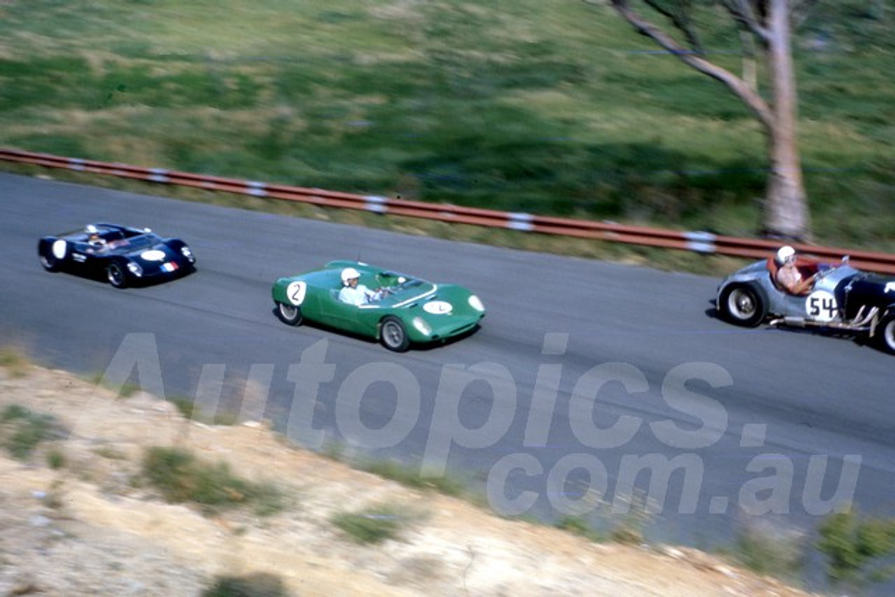 64169 -   S. Crawford MG TC Frank Gardner & I Geoghegan Lotus 23 - Catalina 1964 - Photographer Derek Hinde