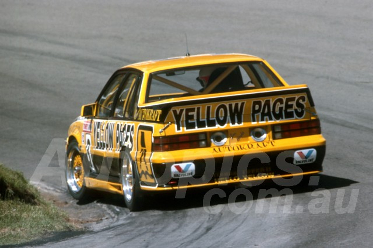 88803 - PETER McLEOD / JIM KEOGH, Commodore VL - Bathurst 1000, 1988 - Photographer Lance J Ruting