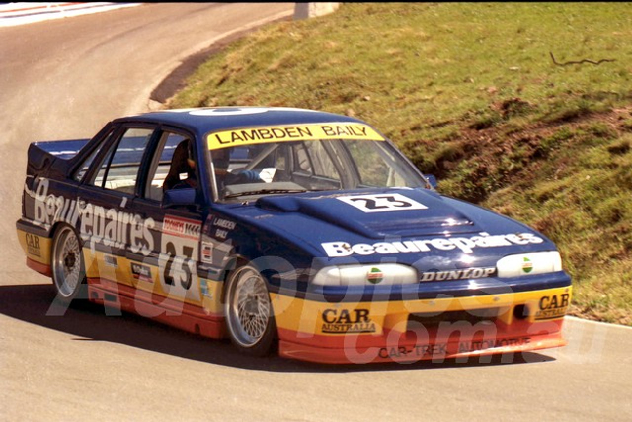 88820 - CHRIS LAMBDEN / KERRY BAILY, Commodore VL - Bathurst 1000, 1988 - Photographer Lance J Ruting