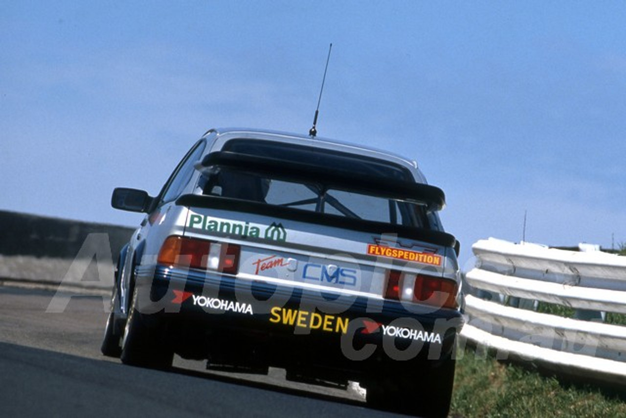 88870 - ULF GRANBERG / IAN TULLOCH / CHRISTER SIMONSEN, Ford Sierra - Bathurst 1000, 1988 - Photographer Lance J Ruting