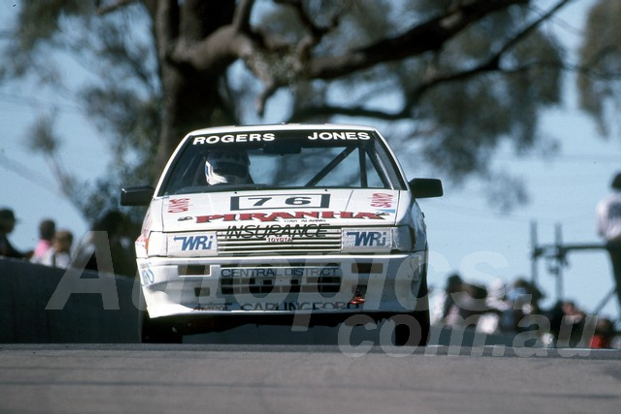 88923 - DENNIS ROGERS / GARRY JONES, TOYOTA COROLLA - Bathurst 1000, 1988 - Photographer Lance J Ruting