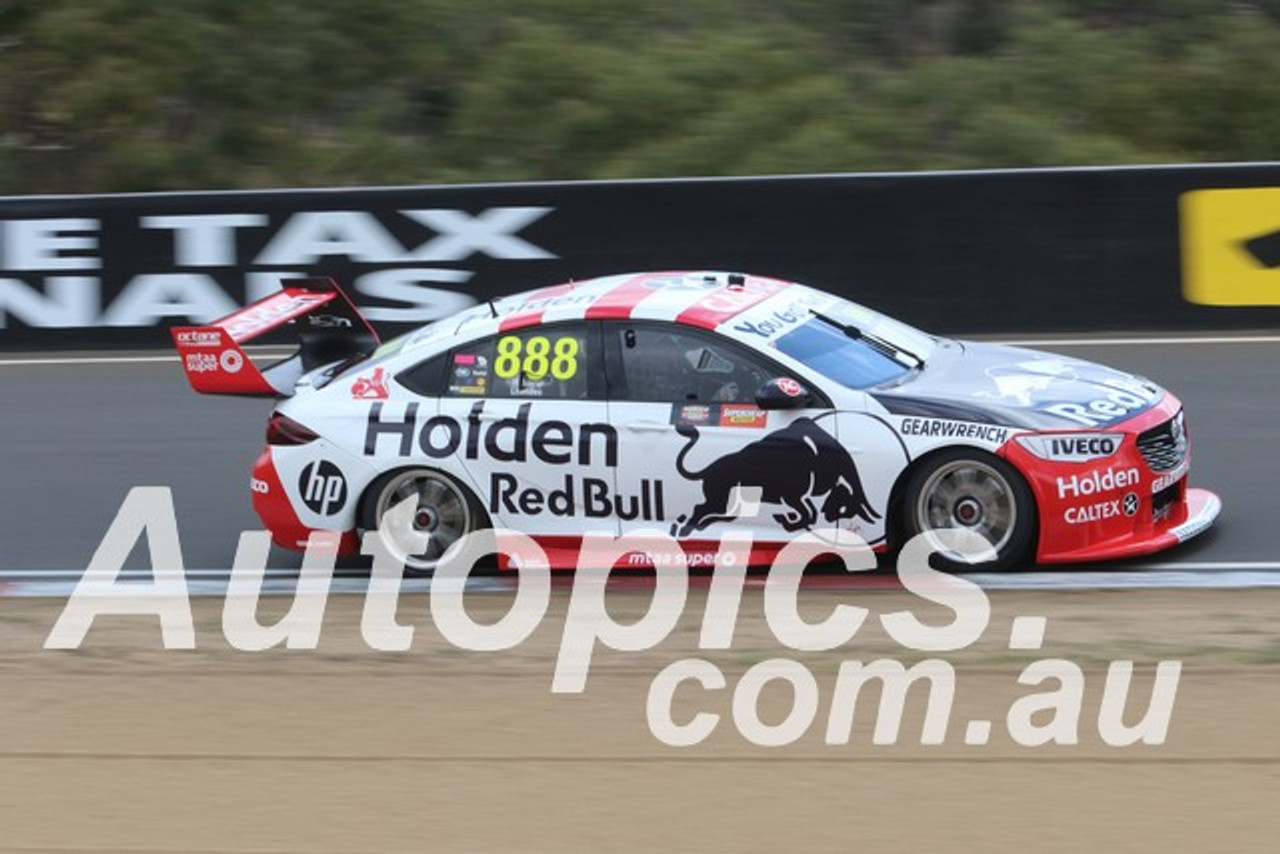 19396 - Craig Lowndes & Jamie Whincup, Holden Commodore ZB - Bathurst 1000, 2019