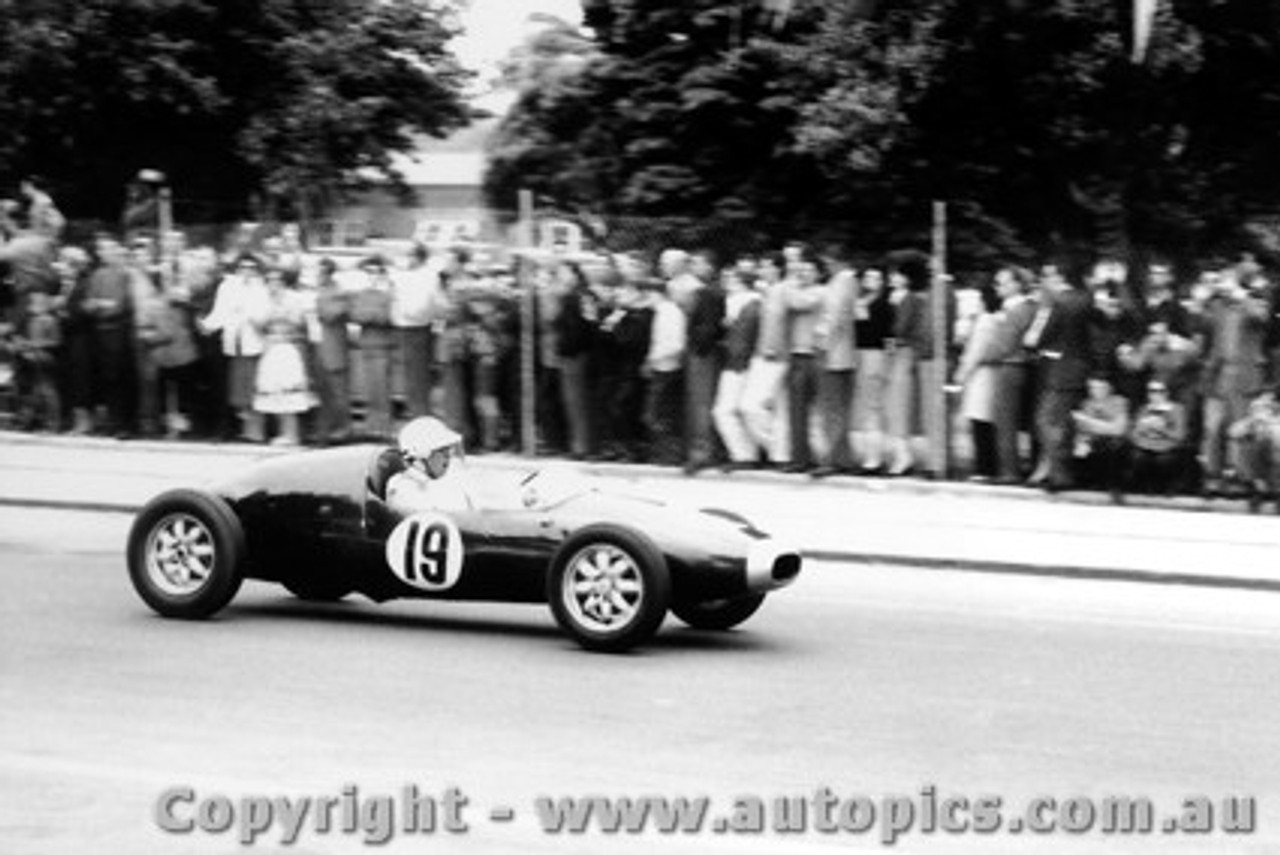 58536 - J. Roxburgh  Cooper F2 - Albert Park 1958