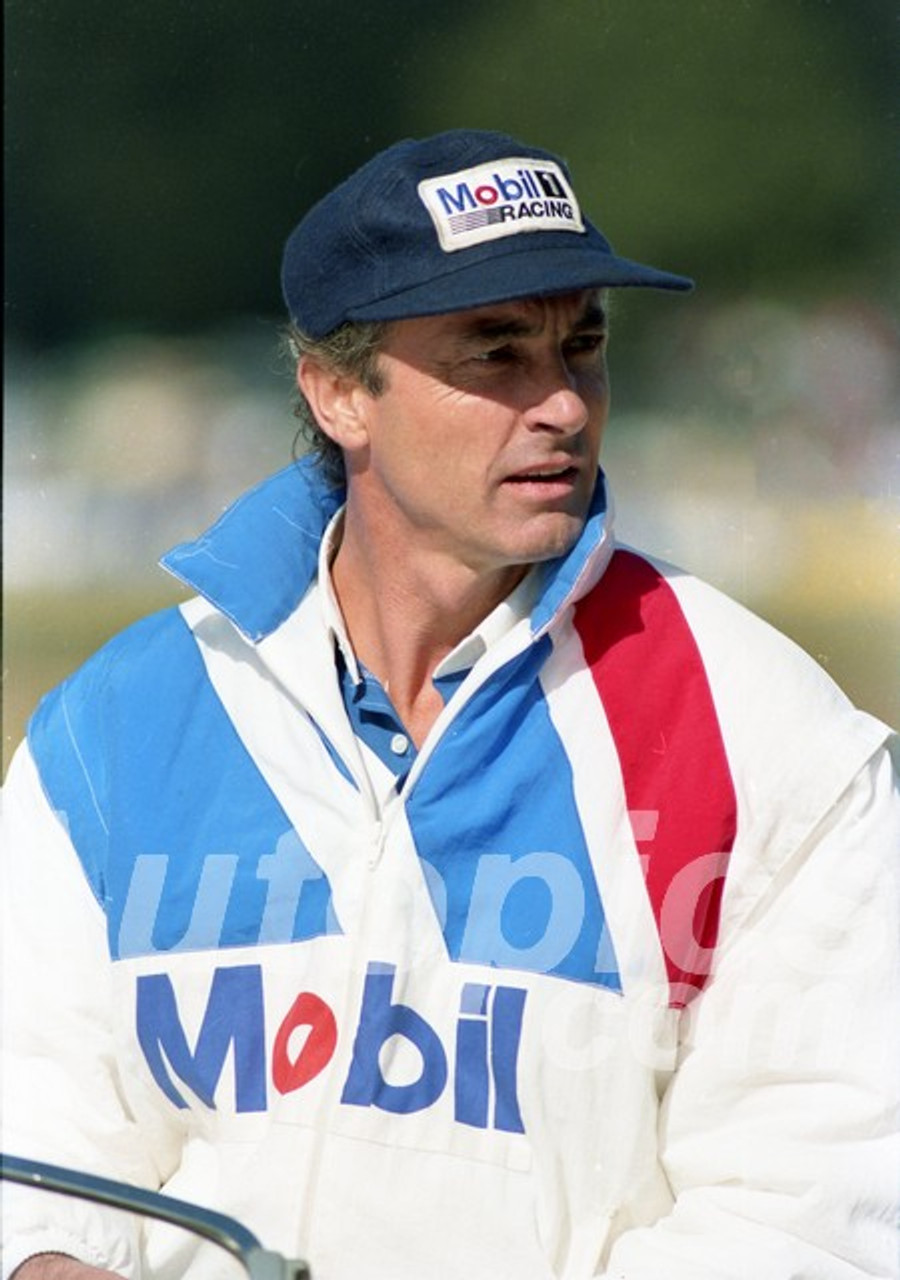 90051 - Peter Brock, Sierra RS500 - Wanneroo  24th June 1990 - Photographer Tony Burton